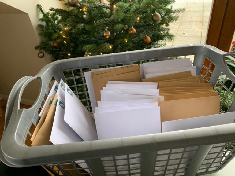 Insgesamt 143 Briefe sind bei unserer Weihnachtsbriefaktion 2022 verschickt worden