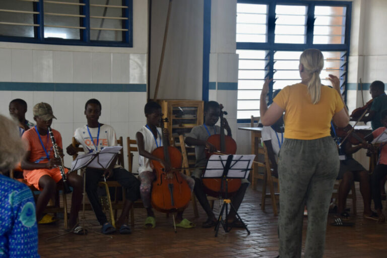 Read more about the article Musiker ohne Grenzen – Accra e.V. Newsletter